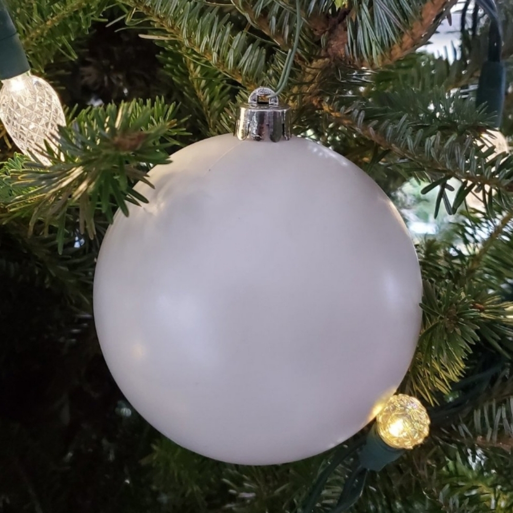❤️  Large Plain White Matte Stylish Designer Christmas Tree Ornament Decor